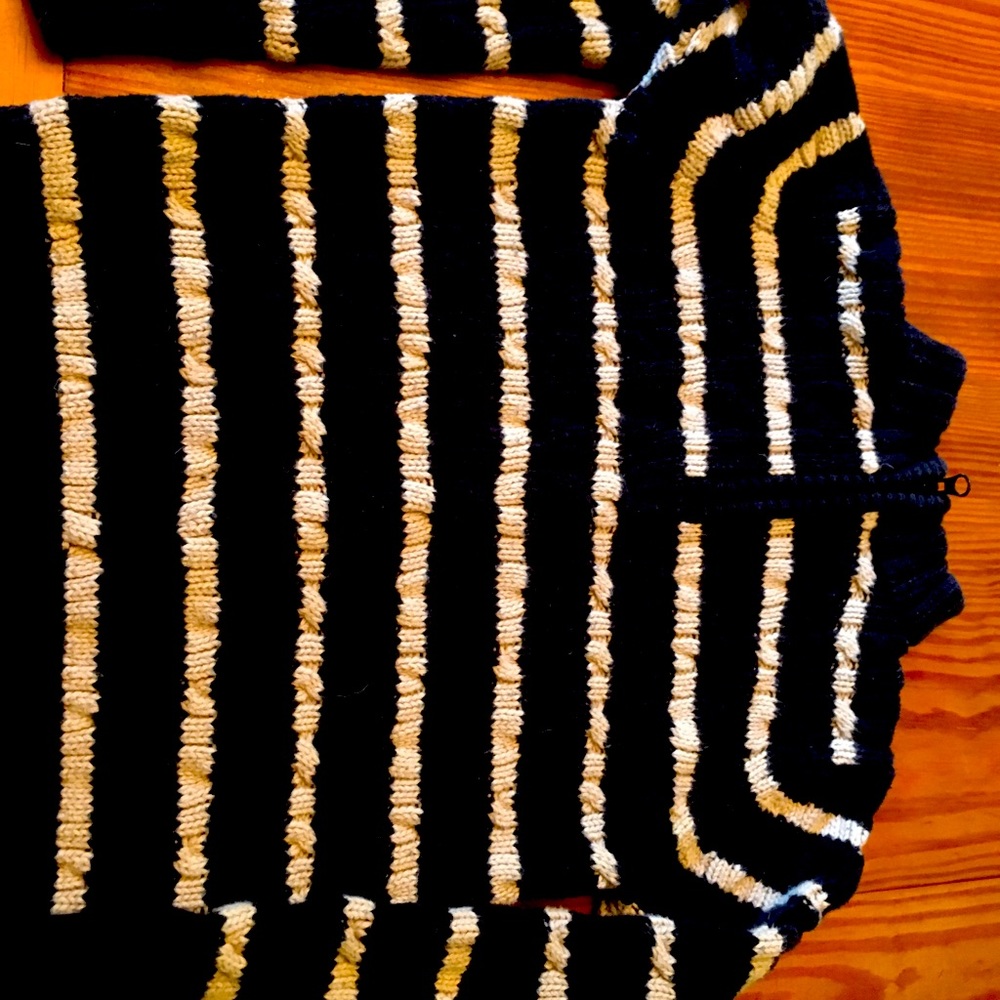 Hanna Andersson Boys sweater 140